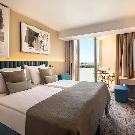 Aminess Vival Maestral Hotel