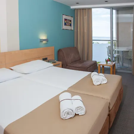 Aminess Vival Maestral Otel 4*