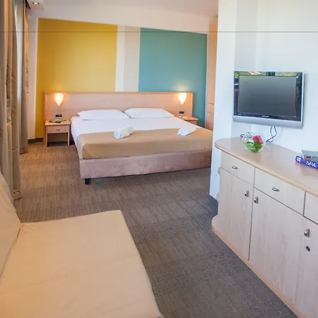 Aminess Vival Maestral Hotel Novigrad (Istria)