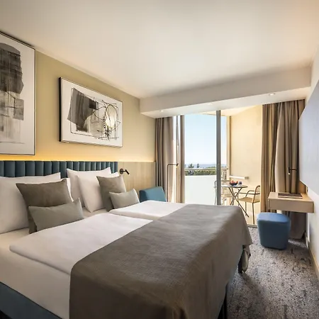 Ξενοδοχείο Aminess Vival Maestral 4*