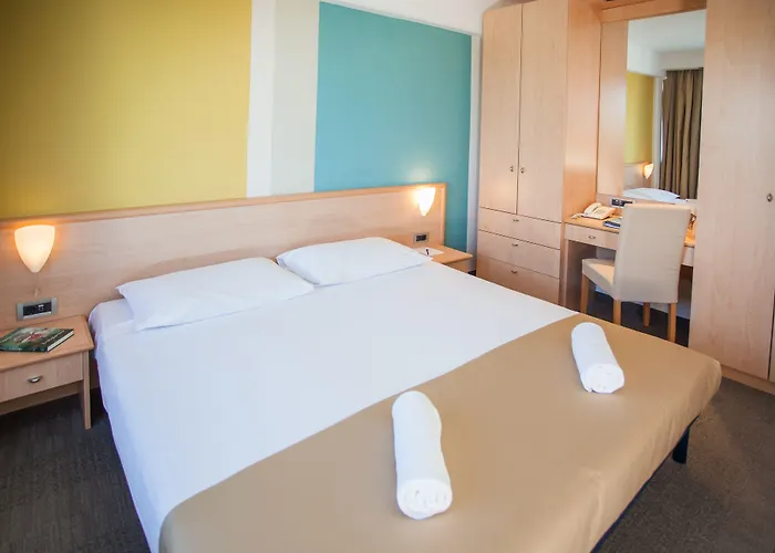 Aminess Vival Maestral