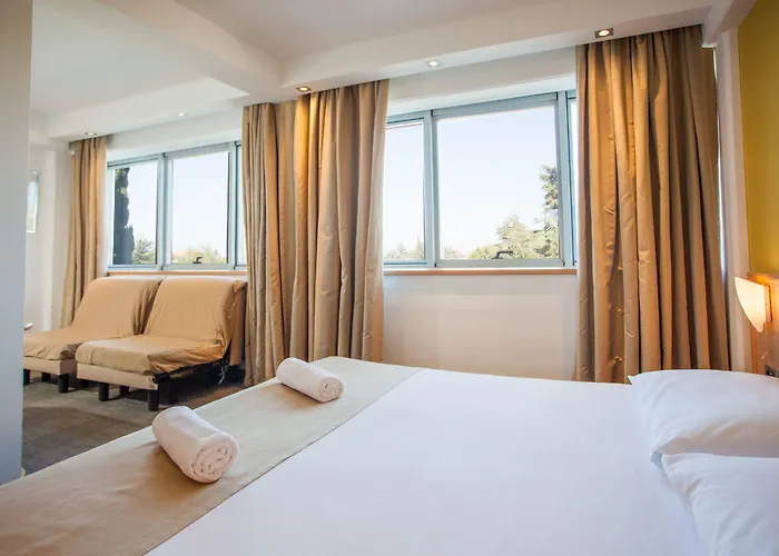 Aminess Vival Maestral