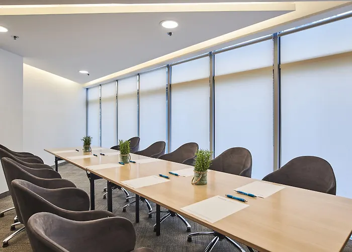 Aminess Vival Maestral