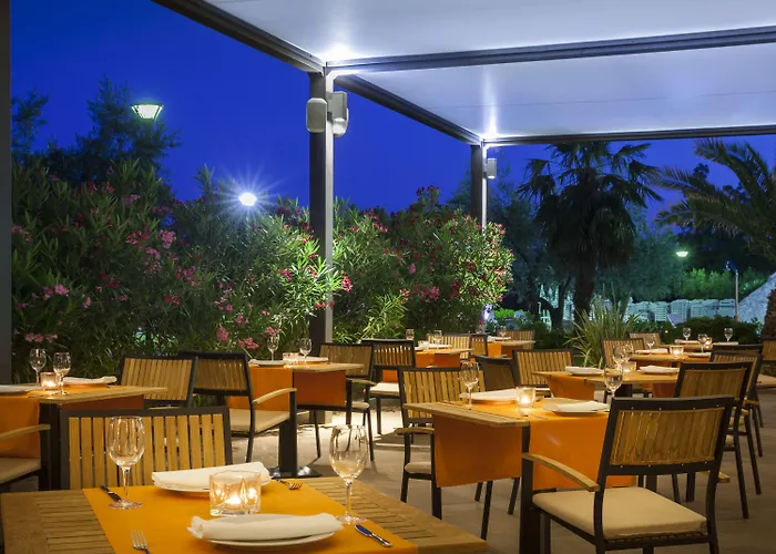 Aminess Vival Maestral Szálloda 4*