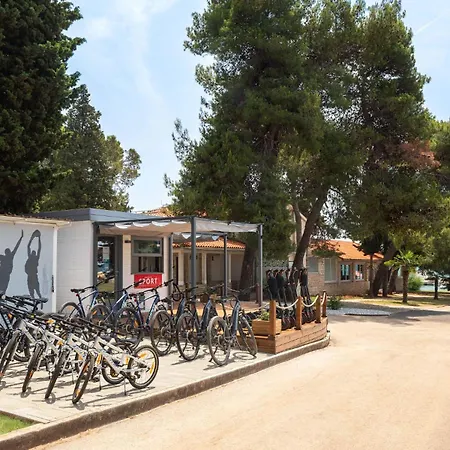 梅斯特拉尔酒店 Novigrad Istria