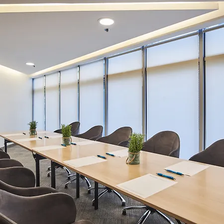 Aminess Vival Maestral