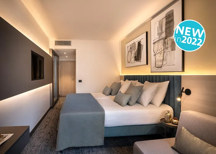 Hotel Aminess Vival Maestral 4*