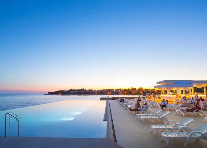 Aminess Vival Maestral